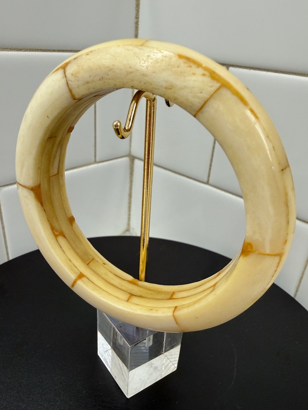Cream Resin Decorative Bangle Accent Ring for Home